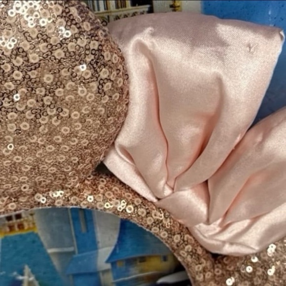 Disney parks champagne gold Minnie Mouse ears - Picture 3 of 3